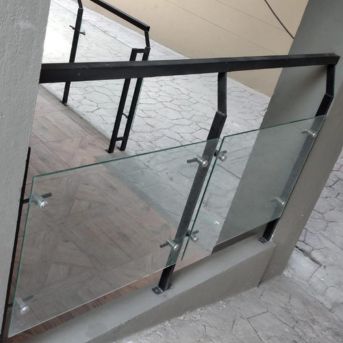 instaladores de barandas en acero en bogota